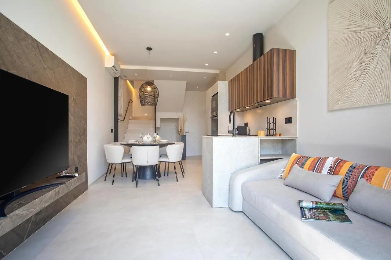 Magnificent Renovated 2Bd 2Bth Duplex With Terrace - City Centre Málaga 0*,